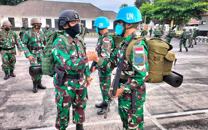 Danyonmarhanlan VIII Bitung, saat memberangkatkan Dua Personel terbaik ke Libanon