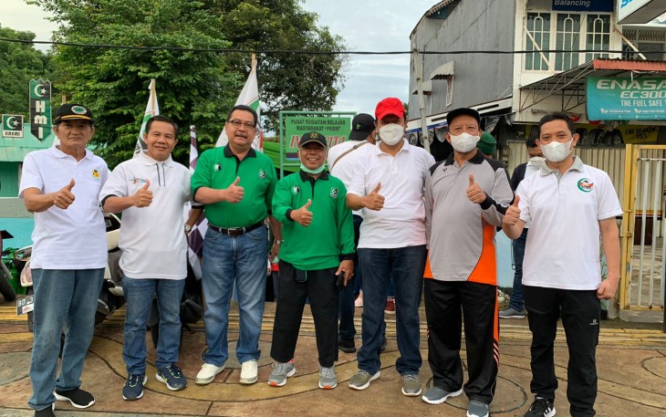 Alumni HMI dan kader HMI usai melakukan jalan sehat