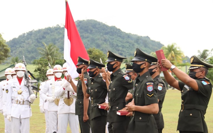 Pangdam XII/Tpr Lantik  236 Sersan Dua