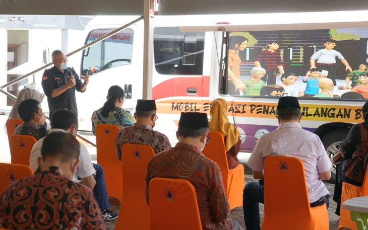 Komisi E DPRD saat meninjau langsung inovasi layanan BPBD Jatim 