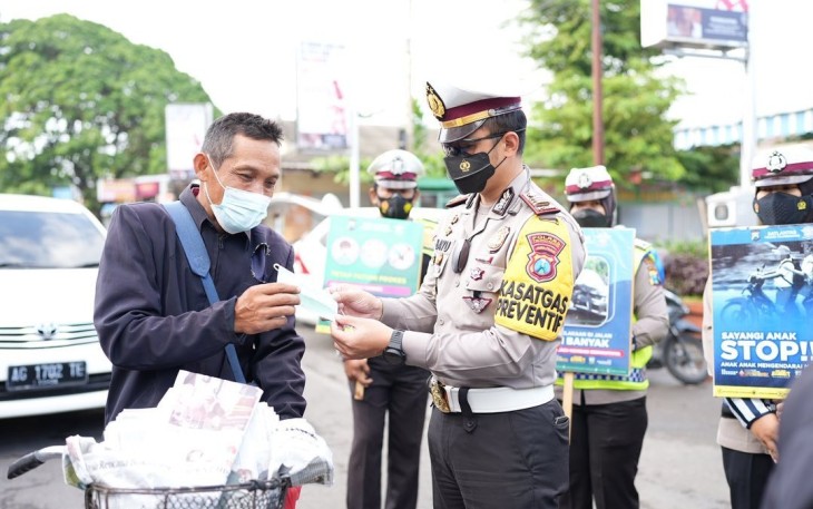 Operasi Keselamatan Semeru 2022 oleh jajaran Satlantas Polres Tulungagung 