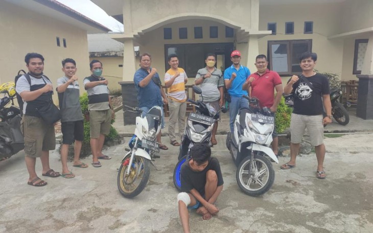 Tersangka dan barang bukti saat diamankan