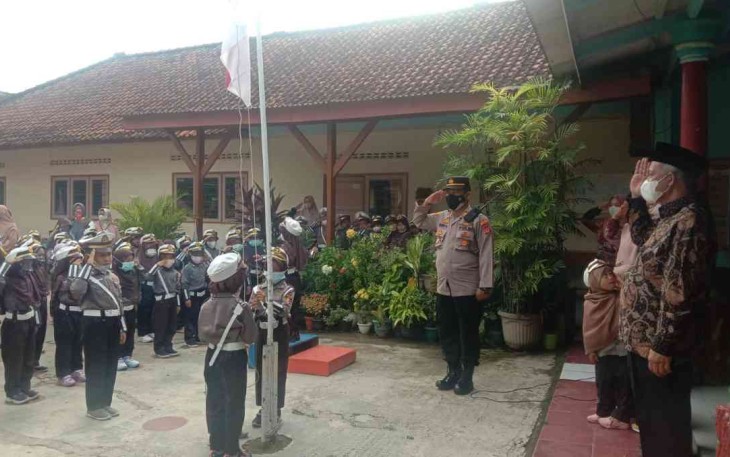 Peringatan Hari Jadi Polisi Cilik, Polisi Jadi Pembina Upacara