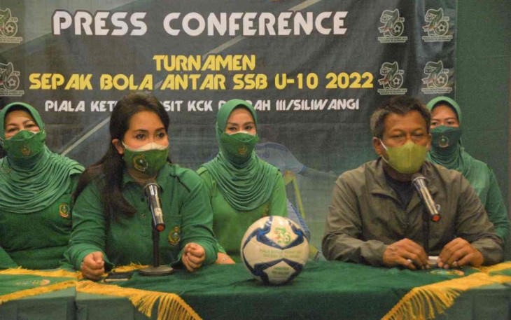 26 Tim SSB Usia 10 Thn, Rebutkan Piala Ketua Persit KCK Daerah III/Siliwangi
