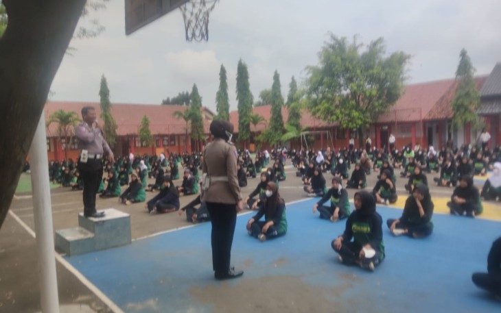 Sosialisasi Etika Berlalu Lintas Di SMKN 1 Palasah