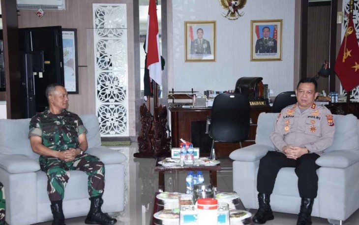 Pangdam Terima Silaturahmi Kapolda Maluku 