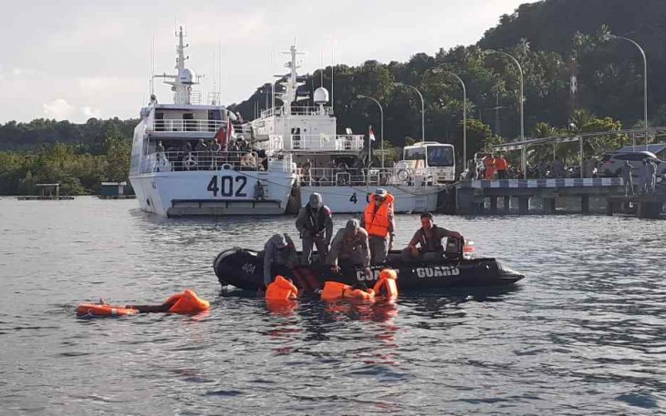 Bakamla RI Zona Maritim Tengah Gelar Latihan Keamanan dan Keselamatan Laut