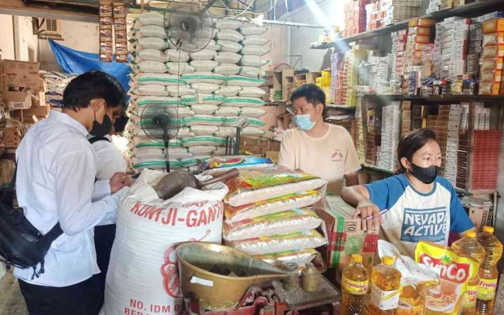 Satgas Pangan Polres Blitar Kota Pantau Pendistribusian Minyak Goreng Curah Harga Murah 
