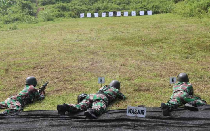 Pelihara Kemampuan Prajurit, Kodim 0616/Indramayu Gelar Latihan Tembak