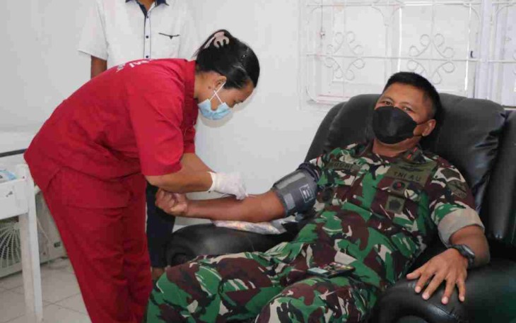 Peringati HUT ke-76 TNI AU, Lanud Silas Papare Gelar Donor Darah