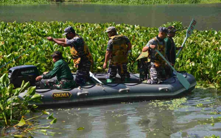 Satu SST Personel Lanud Abd Saleh Ikut Pembersihan Sungai Tempur, Kepanjen