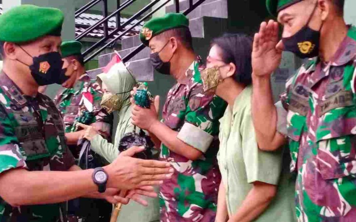 Kodim 0808/Blitar Gelar Pelantikan Kenkat Anggota Bintara, Tamtama dan PNS Periode 1 April 2022