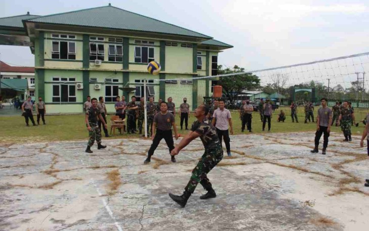 Foot Mobility, Ajang Eratkan Silaturahmi dan Soliditas  TNI-Polri di Penajam