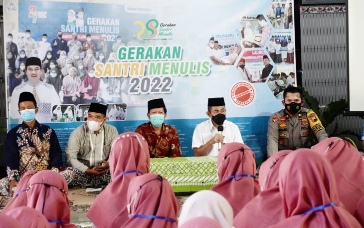 Bupati tekankan kewaspadaan terhadap berita hoaks