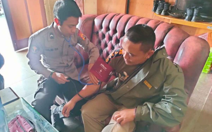 Pos Guest House Check Up Kesehatan Satgas Damai Cartenz Intan Jaya