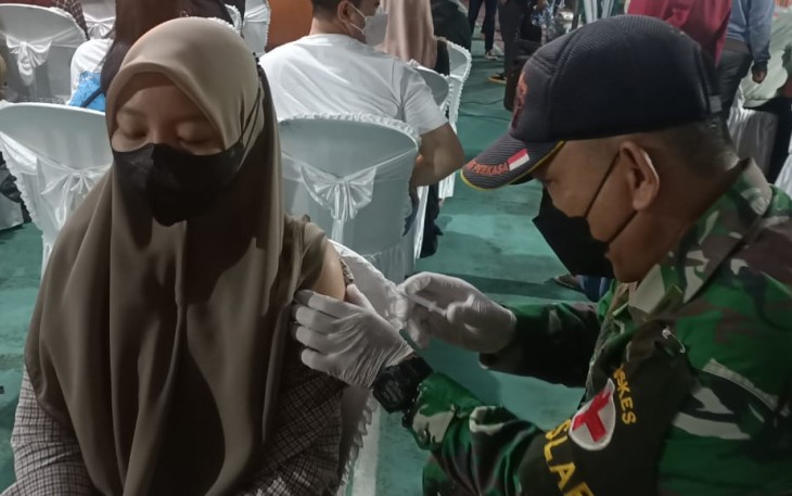Gebyar Vaksinasi dan Doorprize Kodim 1015/Sampit