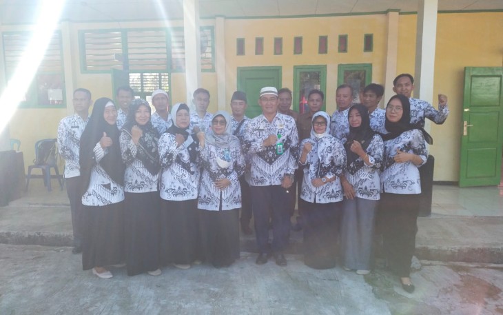Foto bersama siswa SMPN 8 Kaur