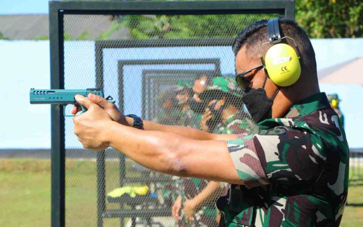 Jaga Kemampuan, Lanud Sultan Hasanuddin Gelar Latihan Menembak Eksekutif