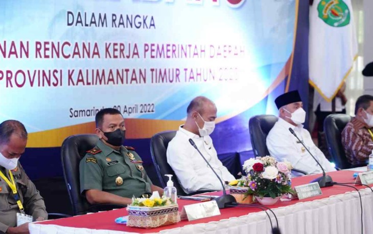 Brigjen TNI Dendi Suryadi (tengah) Hadiri Musrenbang RKPD Provinsi Kaltim Tahun 2023, Rabu (20/4/22)