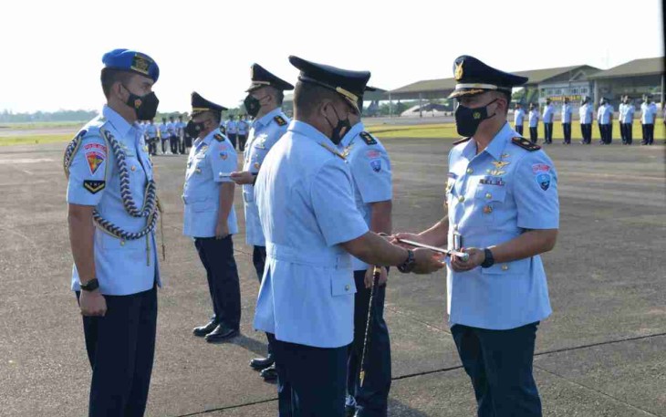 Danlanud Sultan Hassanudin pimpin sertijab komandan satuan. Jum'at (22/4/22)