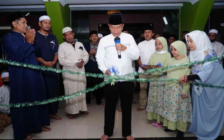 Danrem 091/ASN resmikan fasilitas wudhu di masjid As Salam. Kamis (21/4/2022)