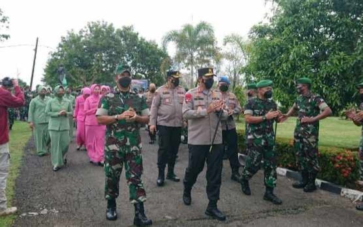Kapolda Sulsel sambangi markas Yonif 726/Tml. Sabtu (23/4/2022)