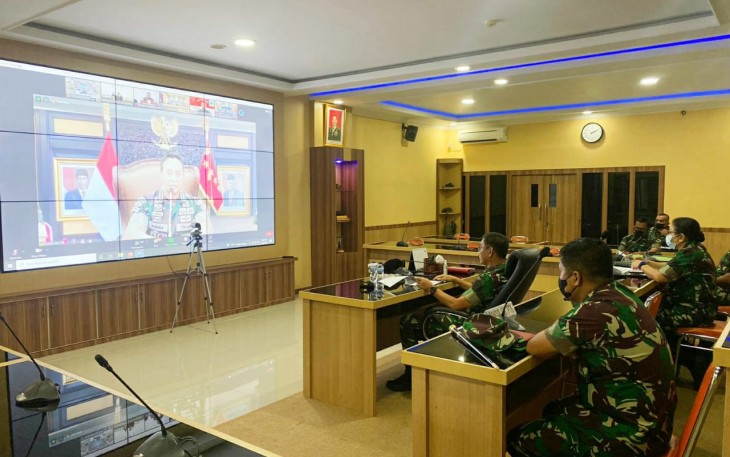 Pangdam XII/Tpr ikuti rapat lewat vicon terkait evaluasi vaksinasi