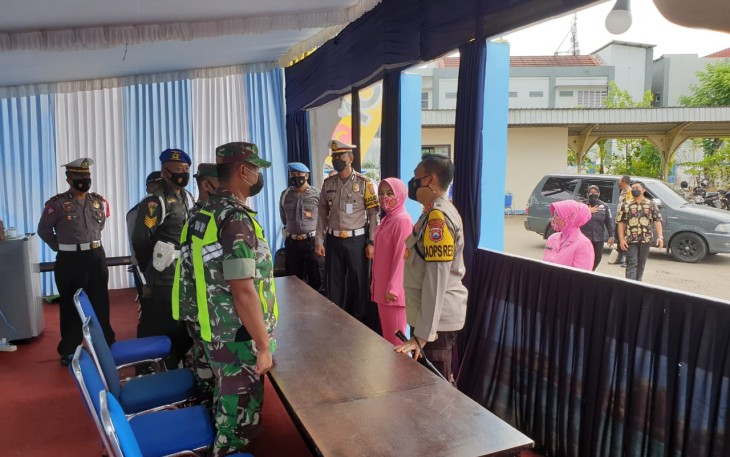 Anggota Kodim 0801/Pacitan terlibat Pam siaga Idul Fitri 2022. Jum'at (29/4/2022)