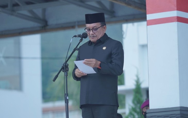 Wali Kota Bitung, saat memimpin apel gelar pasukan pengamanan Idul Fitri, Minggu (1/5/2022)