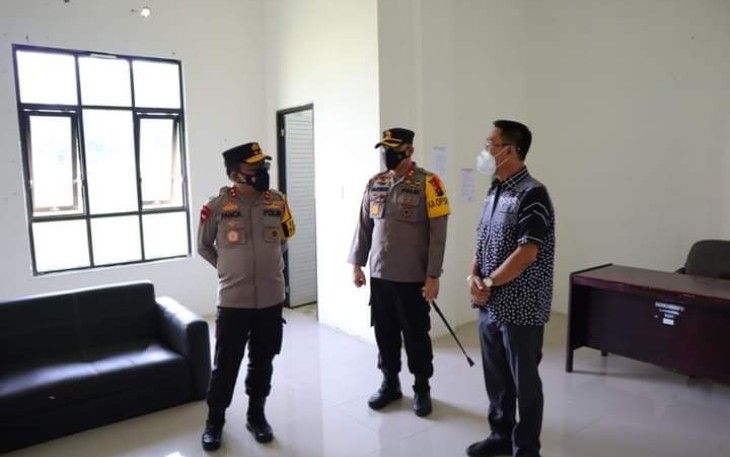 Bupati Labuhanbatu Selatan saat menyambut kunjungan Kapolda Sumut, Sabtu (7/5/2022) 