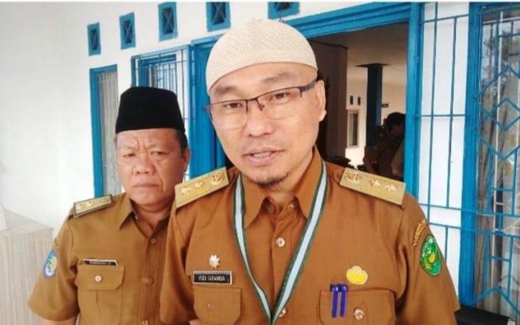 Kepala BPKAD Kota Bengkulu,Yudi Susanda saat diwawancara. Foto/Dok