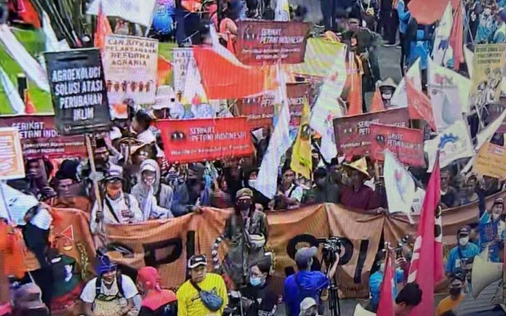 Suasana aksi may day di GBK Jakarta. Sabtu (14/05/2022)