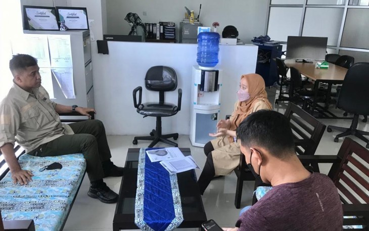 Wakasatgas Binmas Noken (kiri) saat berkunjung di kantor BPS Prov Papua. Selasa (17/05/2022)
