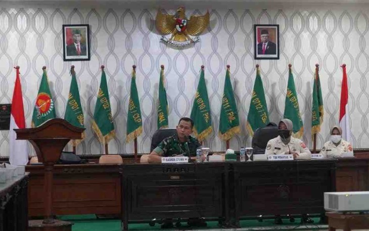 Kasrem 071/WK saat membuka Tar Wabku BTPKLW dan Sosialisasi Perkasad 15 tahun 2021. Selasa (17/05/2022)