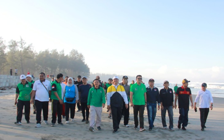 Jalan Sehat dan Halal Bihalal Korps Alumni HMI dan FORHATI Provinsi Bengkulu, Minggu (22/5/2022).
