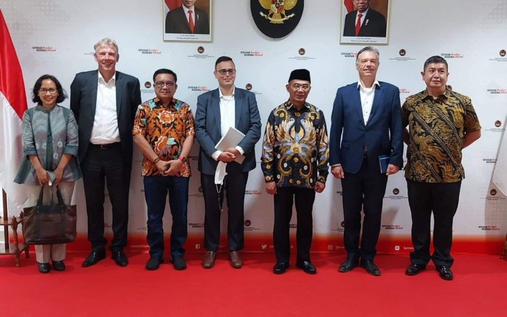 Wali Kota Bitung, saat mendampingi Menteri Koordinator Bidang Pembangunan Manusia dan Kebudayaan (PKM), Muhadjir Effendy