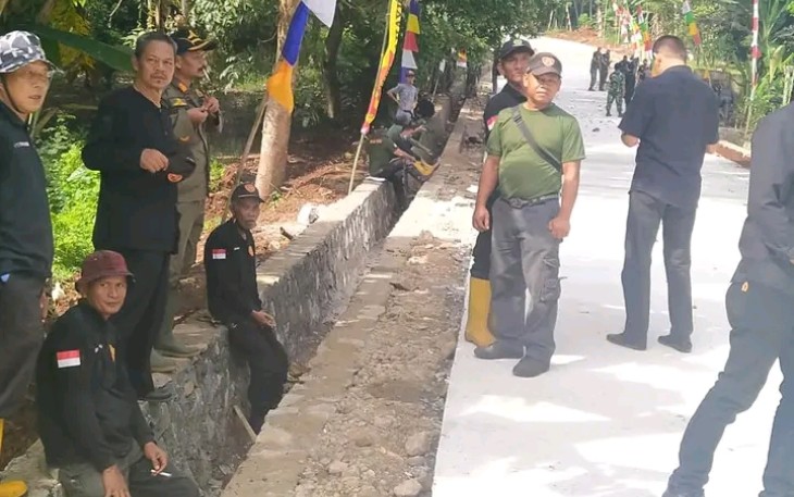 Pemerintah Kecamatan Purwakarta Ikut Berpartisipasi Sukseskan TMMD Kodim 0619 ke-113