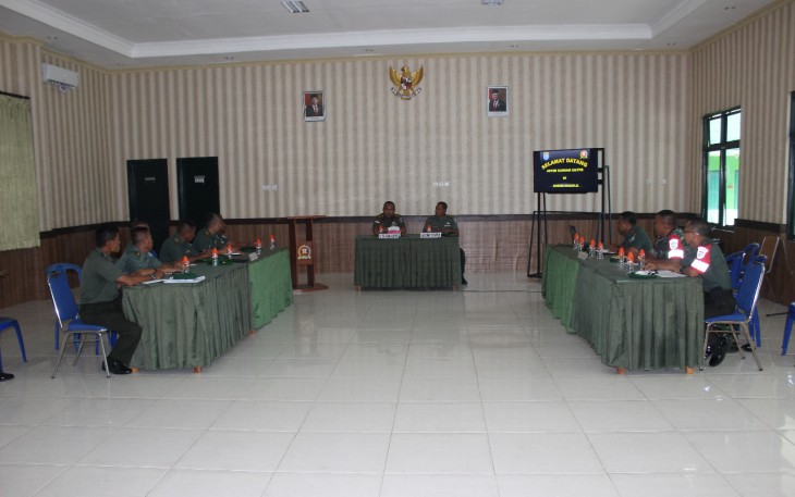 Kasdam XII/Tanjungpura Kolonel Inf Ruddy Trenggono, saat mengunjungi Kodim 1016/Palangka Raya.