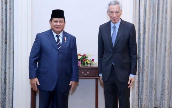 Menhan Prabowo saat bertemu dengan PM Singapura 