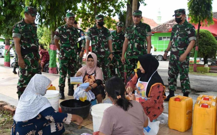 Danrem 073/Mkt pantau langsung minyak goreng di Karimunjawa