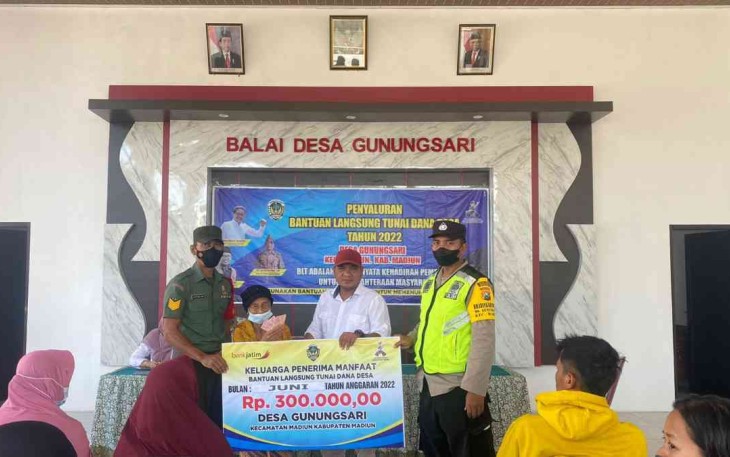 Serma Suparlan dampingi warga binaan mendapatkan BLT DD