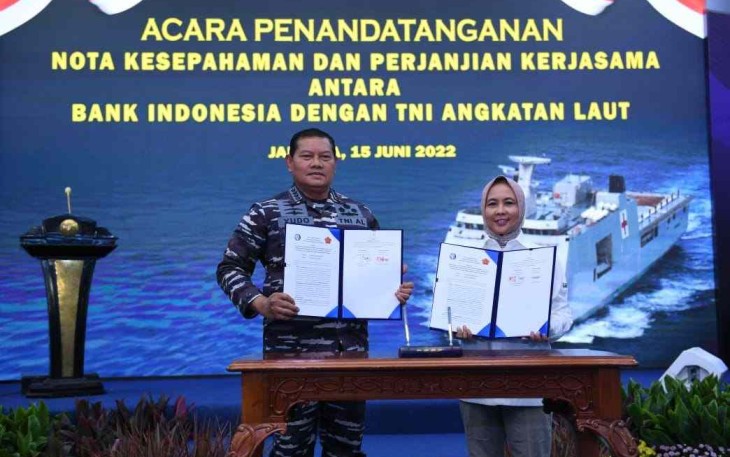 Kasal bersama BI saat melaksanakan PKS ketersediaan rupiah di seluruh wilayah Indonesia