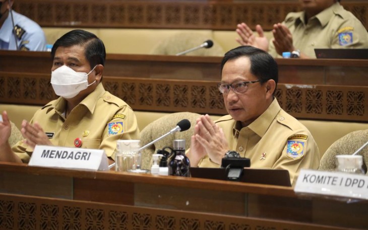 Mendagri Tito saat Raker dengan Komisi II DPR RI di Jakarta 