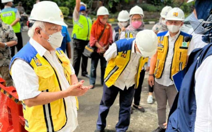 Menteri Basuki saat kunjungi IPAL Krukut di Setiabudi Jakarta 