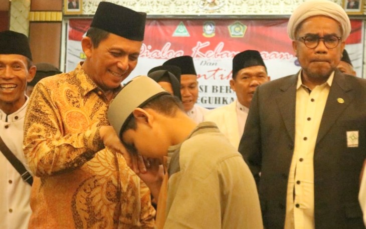 Pelantikan Pengurus Wilayah (PW) dan Pengurus Daerah (PD) Badan Koordinasi Bubaligh Indonesia (Bakomubin) Provinsi dan Kabupaten / Kota dan Rapat Kerja Masa Periode Th. 2022-2027 serta Dialog Kebangsaan di Hotel Golden View Batam, Ahad (03/07).