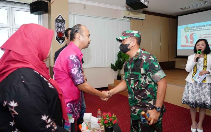 Danrem 091/ASN saat acara dies natalis vibes ke 19 FH Unmul