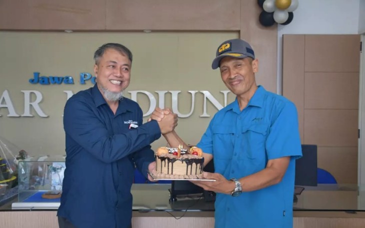 Kapenrem 081/DSJ bersama sahabatnya Direktur Jawa Pos Radar Madiun