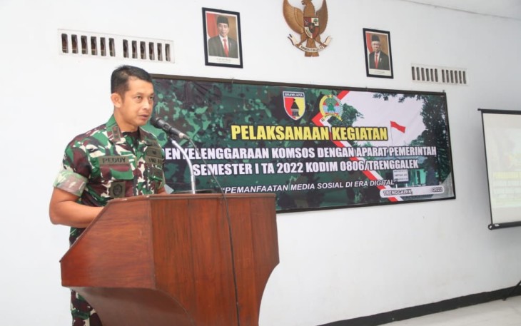 Dandim Trenggalek saat komsos aparat pemerintah