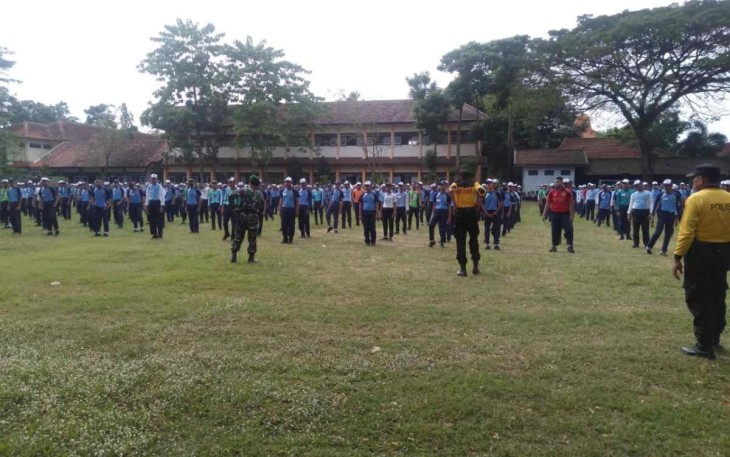 Latihan PBB Siswa SMKN 3 Boyolangu