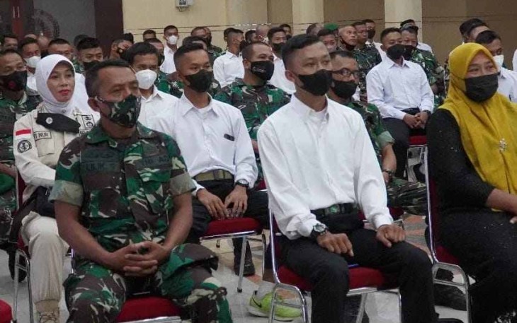 Anak prajurit Korem 081/DSJ saat sosialisasi rekrutmen calon Bintara PK reguler di Makorem